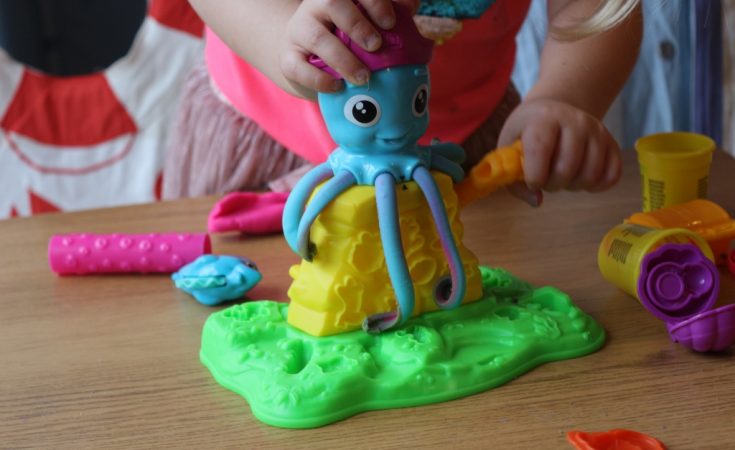 Cranky-the-Octopus-Play-Doh-94-735x450